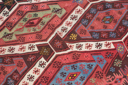 Adana Kilim, 173 x 395 cm / 5'8 x 13 feet