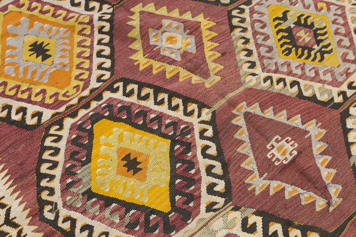 anatolian tribal, 138x312 cm, 5x10 large kilim