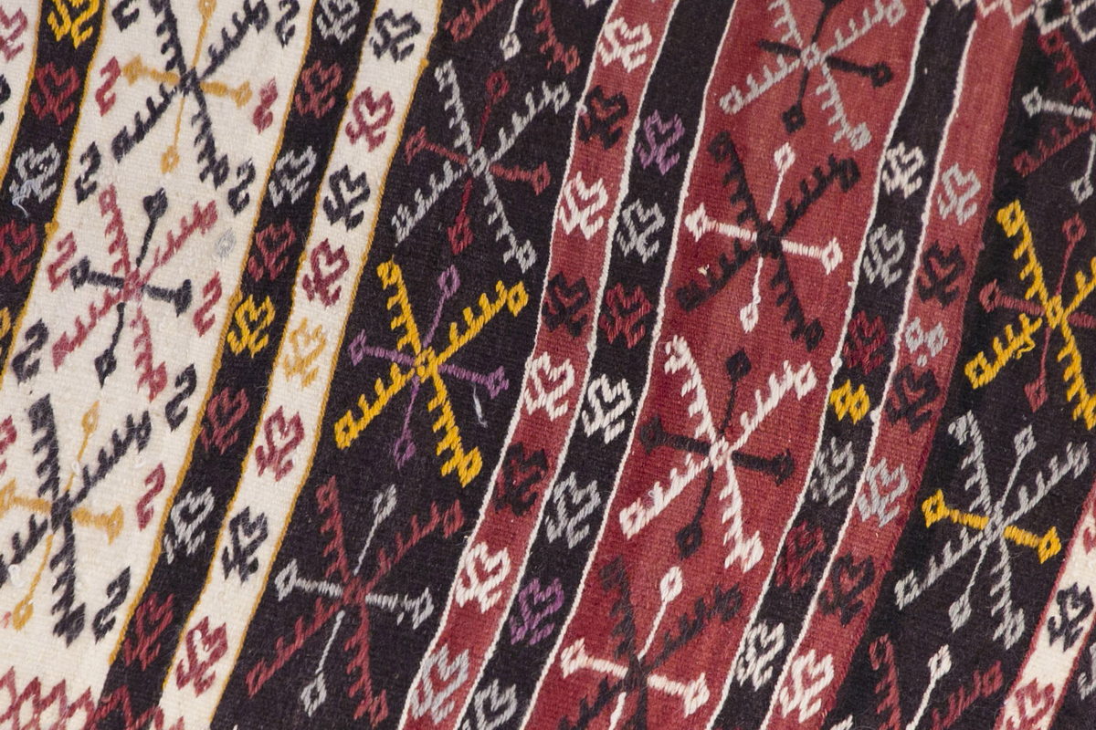 Anatolian tribal kilim, 2.5 x 11.3 ft kilim, 76 x 345 cm