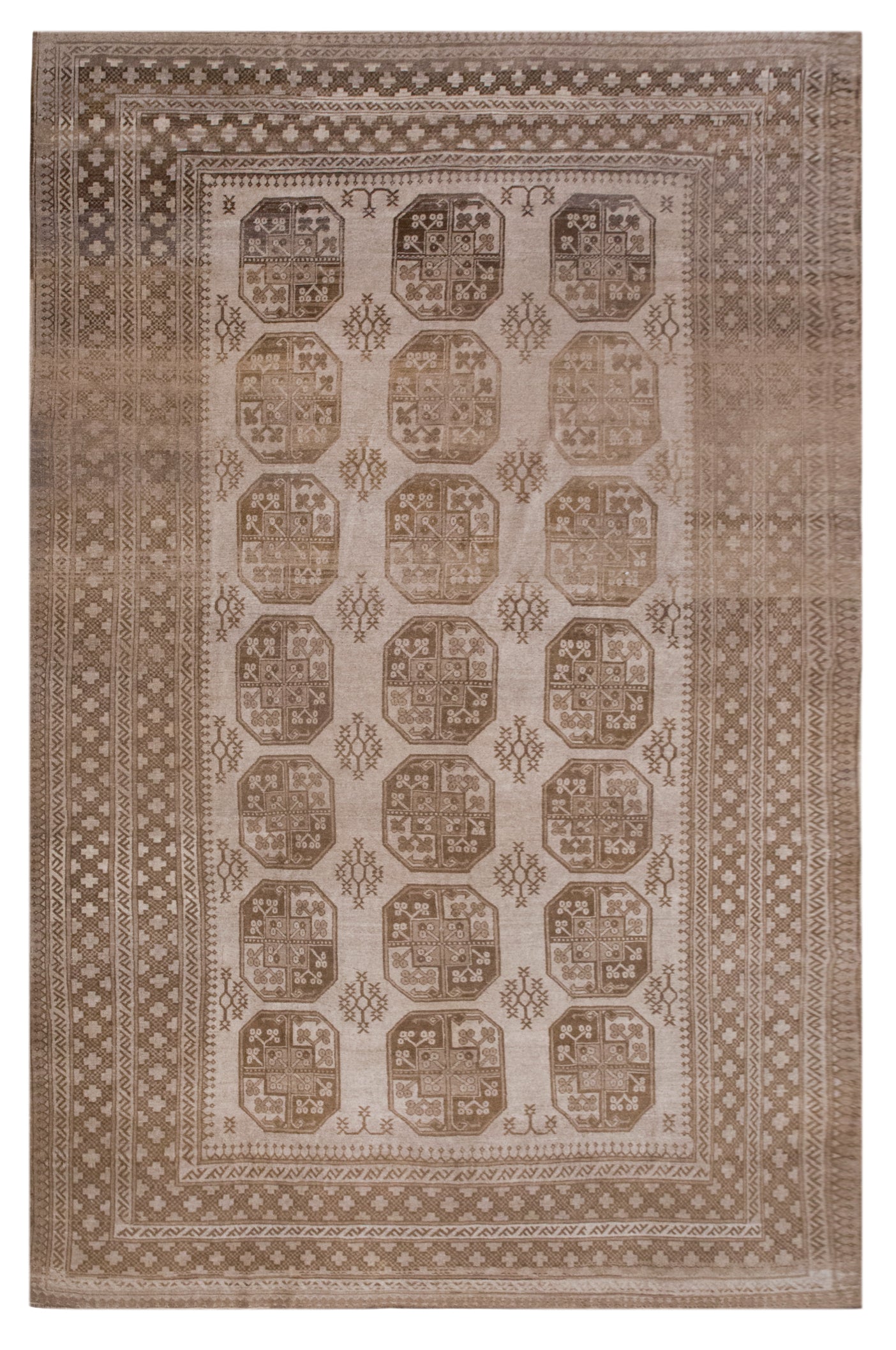 Antique Oriental Rug 272x415 cm (8'11" x 13'7")
