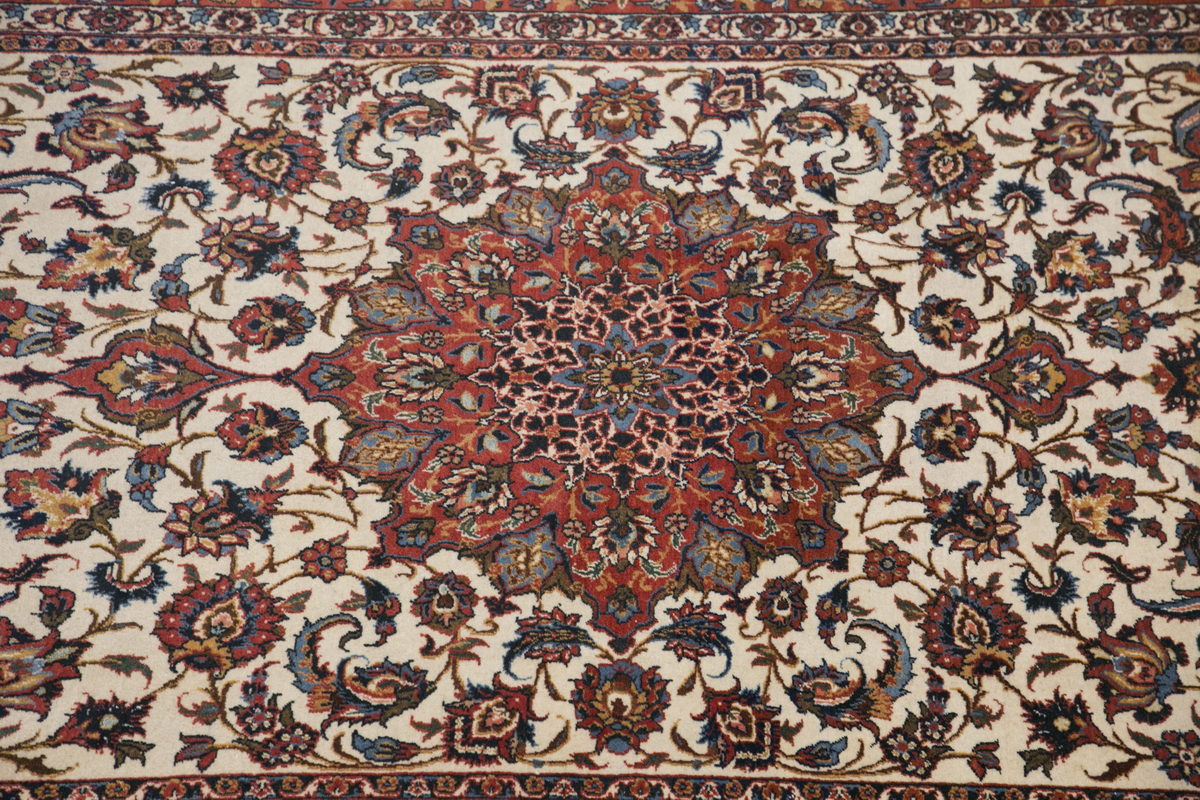 Antique Rug, Old Carpet,  4'10 x 7'9 feet / 148 x 237 cm