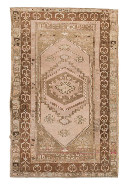 Antique Rug, Old Carpet 4'5 x 7'8 ft feet / 135 x 234 cm