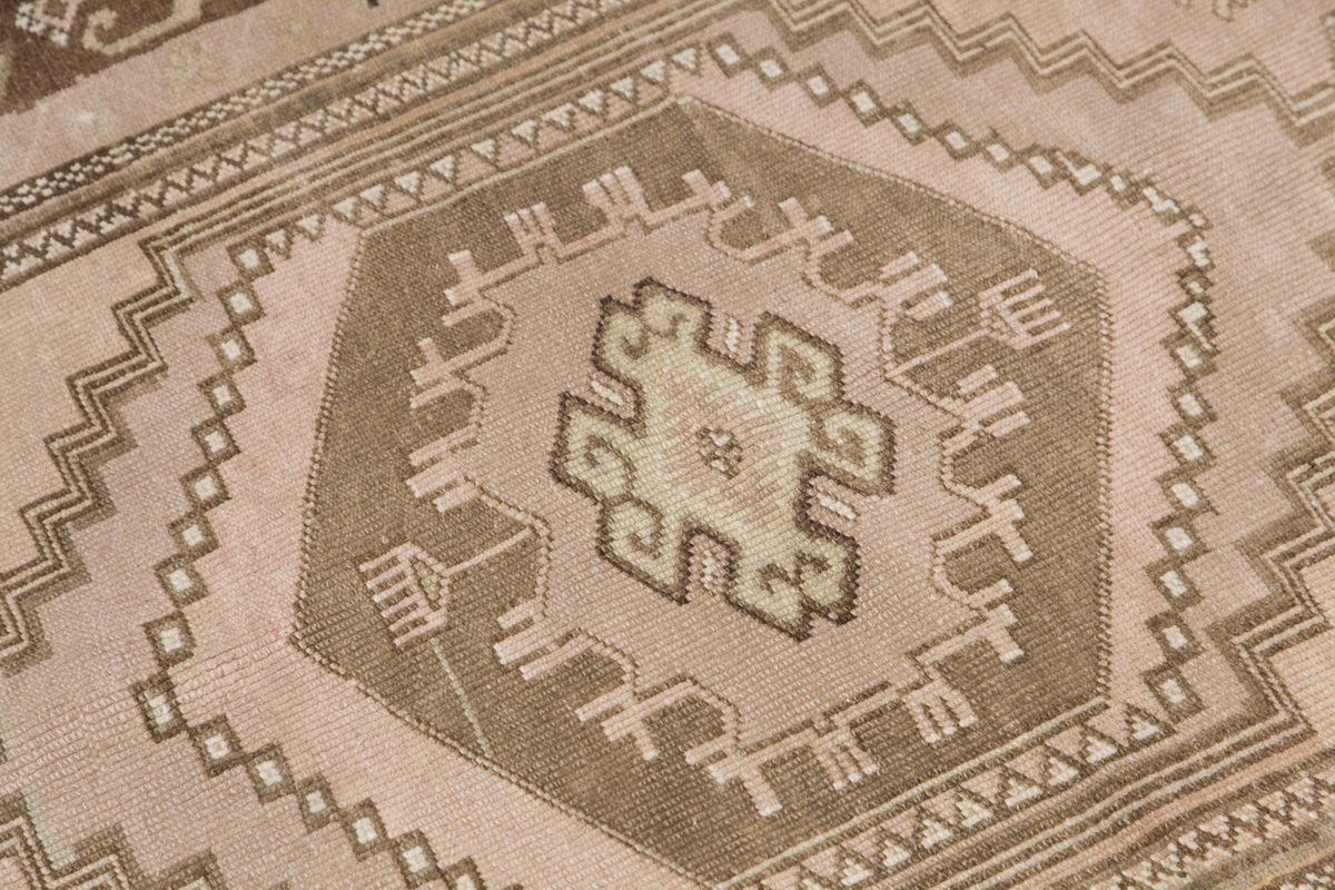 Antique Rug, Old Carpet 4'5 x 7'8 ft feet / 135 x 234 cm