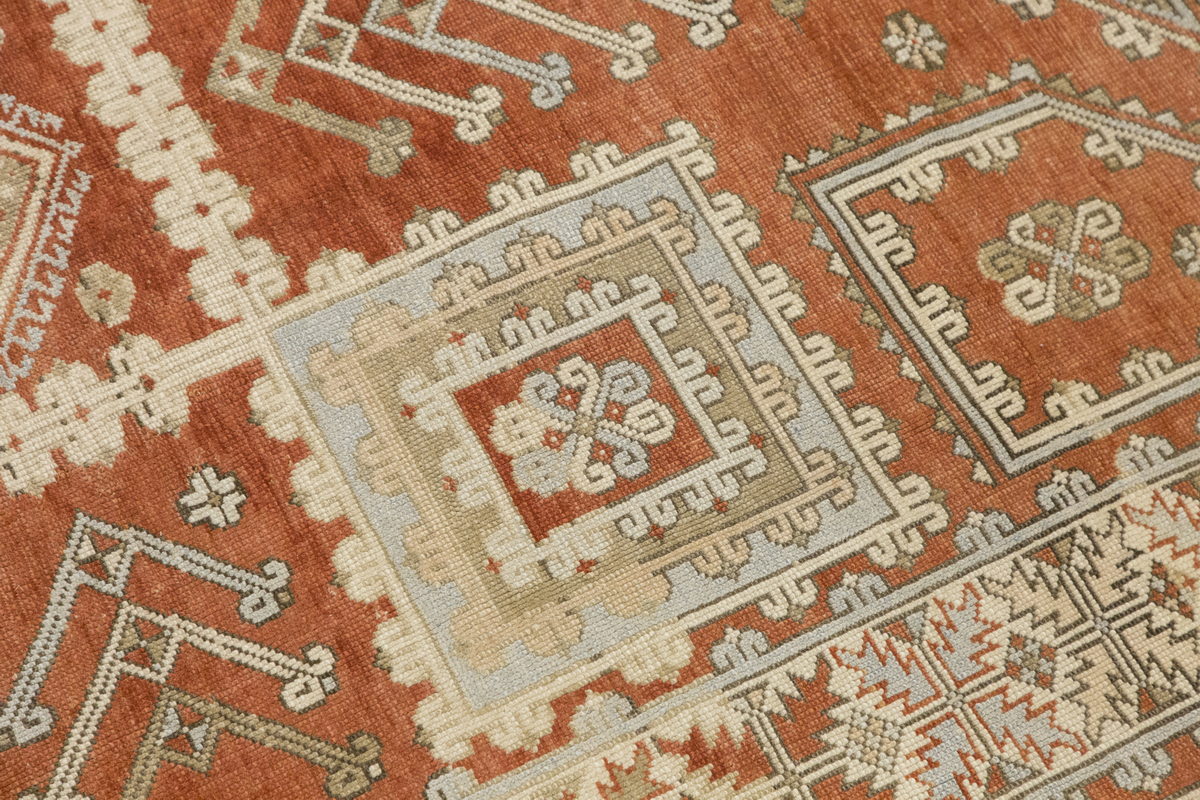 Antique Turkish Oushak Rug,  195 x 285 cm / 6.4 x 9.3 ft