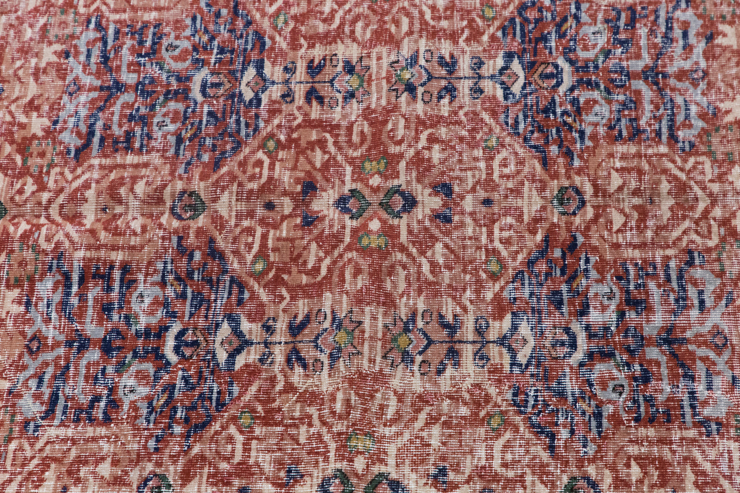 Antique Turkish Oushak Rug 182x290 cm (6'0" x 9'6")