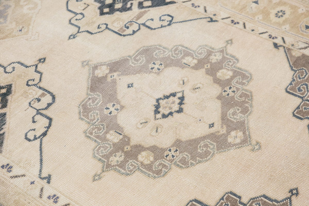 Area Rug,  5'2 x 11 feet / 157 x 335 cm