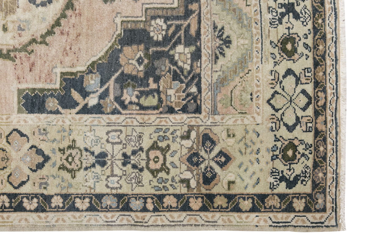 Area Rug, Turkish Rug, 5'5 x 9'5 feet / 165 x 286 cm