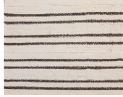Authentic Turkish Kilim Rug 212x330 cm (6.9x10.8 ft)