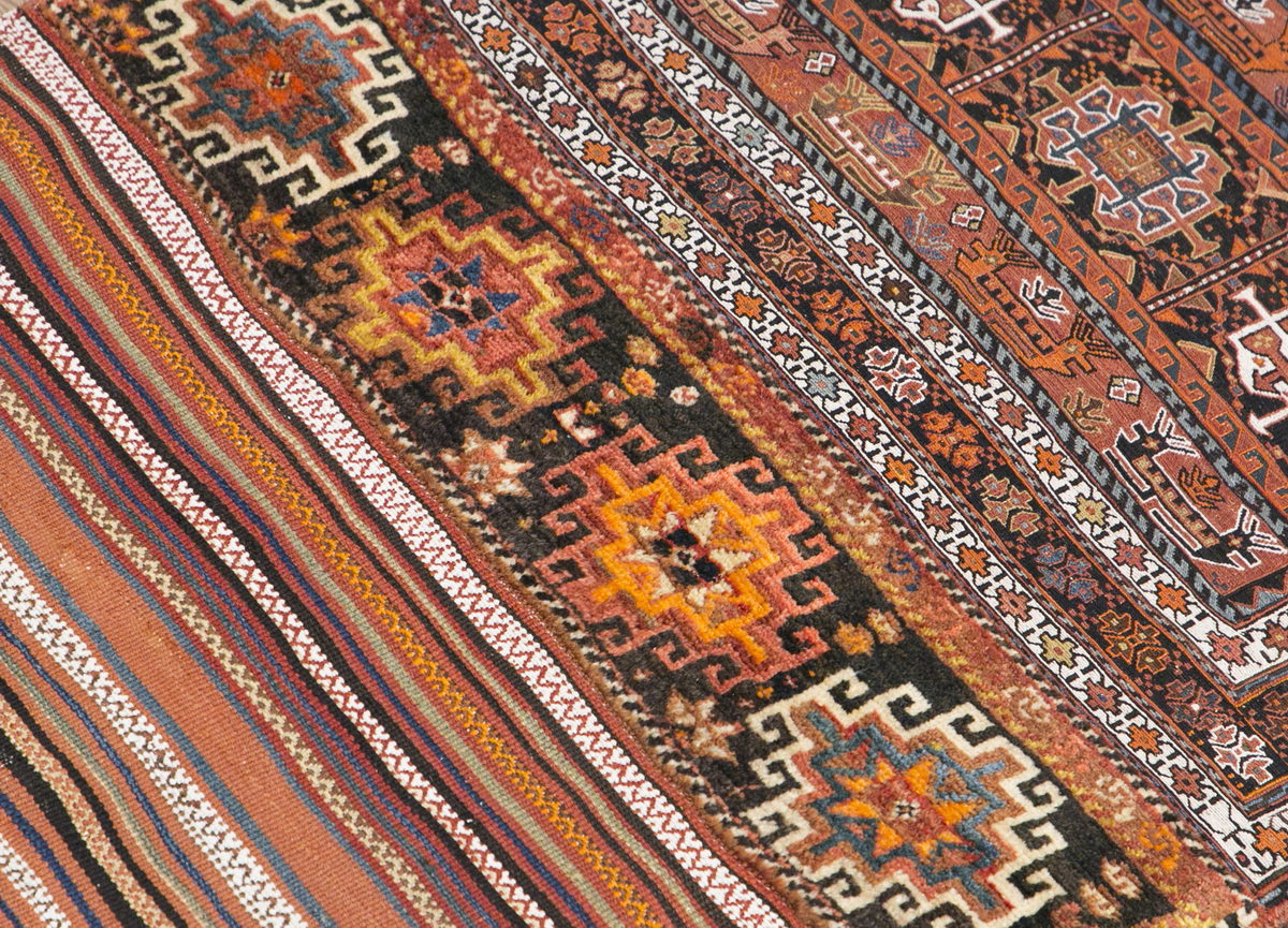 Bahtiyari Runner, 107 x 343 cm / 3'6 x 11'3 feet