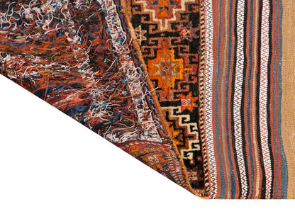 Bahtiyari Runner, 107 x 343 cm / 3'6 x 11'3 feet