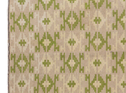 Besarabian Kilim, 120 x 172 cm / 4 x 5'8 feet