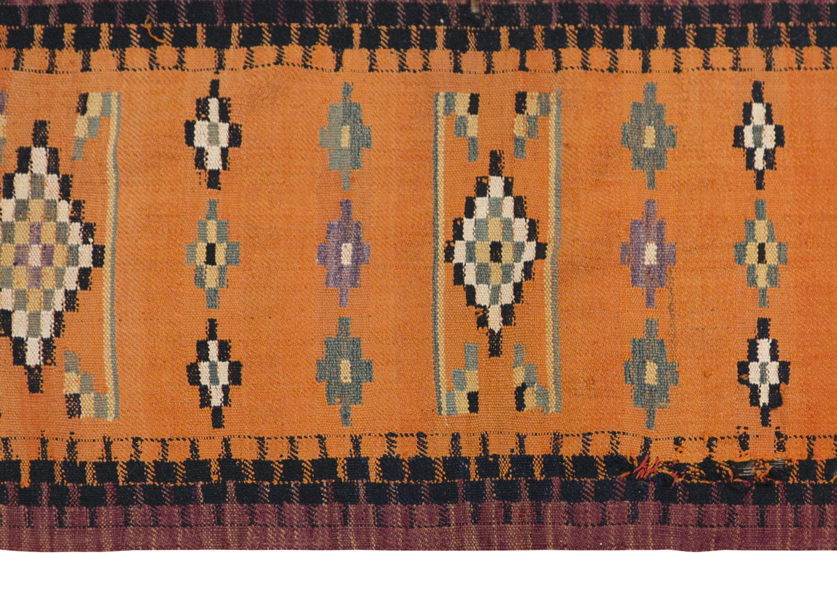 Besarabian Kilim, 162 x 235 cm, 5'4 x 7'9 feet