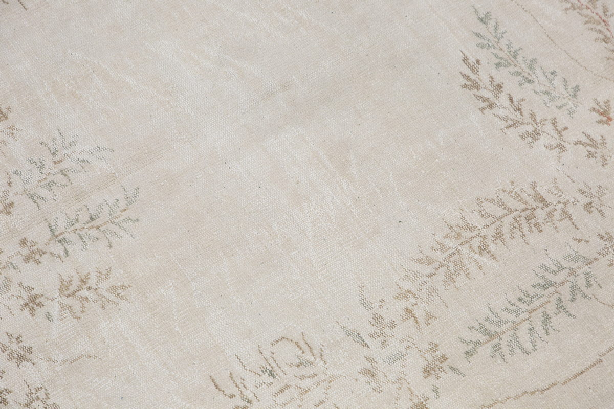 Boho Vintage Wool Rug 6'0" x 10'2" | Handwoven Turkish Carpet with Rustic Anatolian Motifs