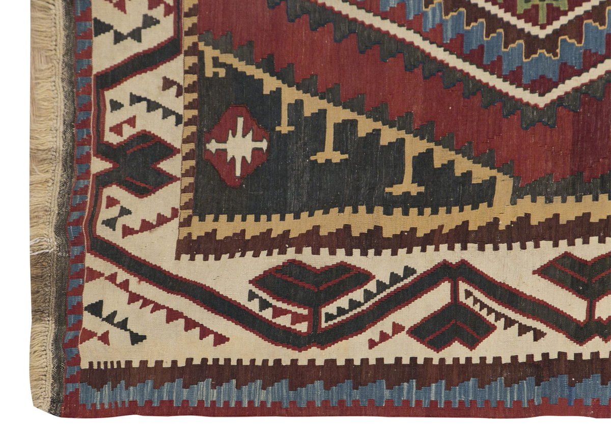 Caucasian Azerbaijan Şahnazar Kilim, 168 x 302 / 5'6 x 10 feet