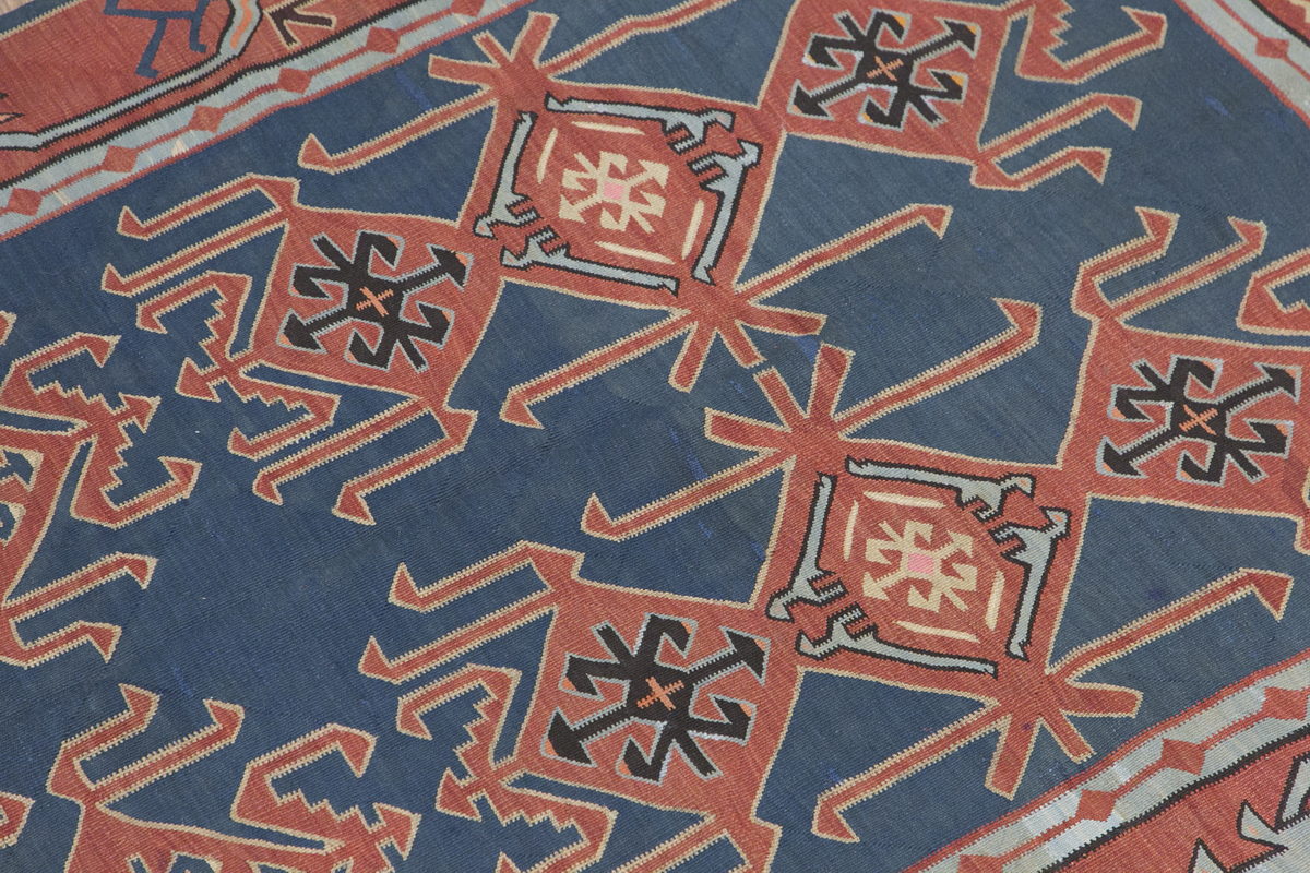 Caucasian Dağıstan Kilim, 142 x 300 cm / 4'8 x 10 feet