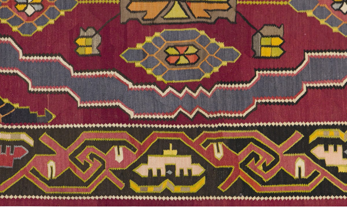 Caucasian Dağıstan Kilim, 155 x 272 cm / 5'1 x 9 feet