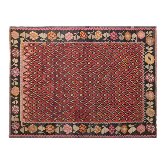 Caucasian Karabağ Kilim, 142 x 190 cm / 4'8 x 6'3 ft