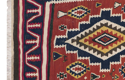Caucasian Kilim, 166 x 285 cm / 5'5 x 9'4 feet