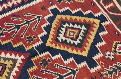 Caucasian Kilim, 166 x 285 cm / 5'5 x 9'4 feet