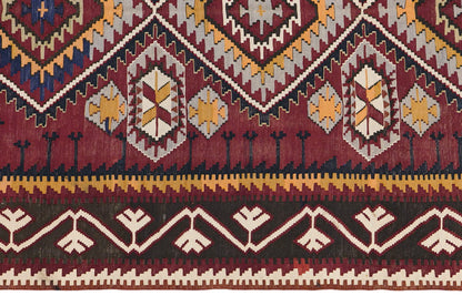 Caucasian Kilim, 90 Years Old, 162 x 265 cm / 5'4 x 8'8 feet