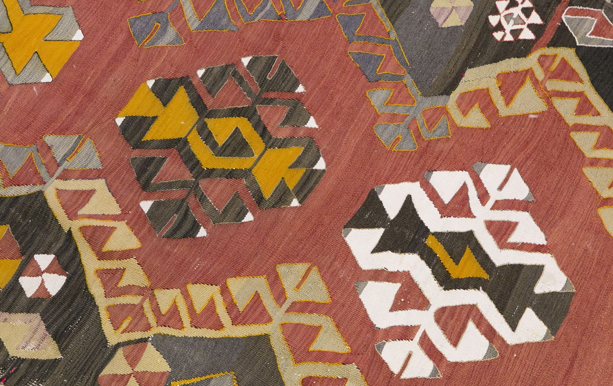 Central anatolian kilim, 3.9 x 11 ft kilim, 115 x 336 cm
