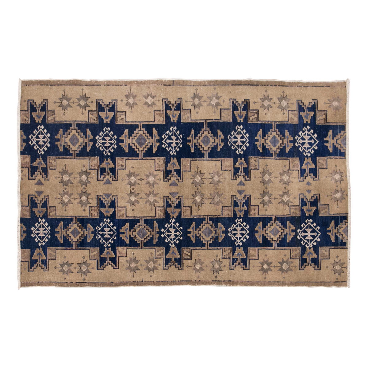 Chic" Rug, 3'11" x 6'2" feet /  119 x 189 cm