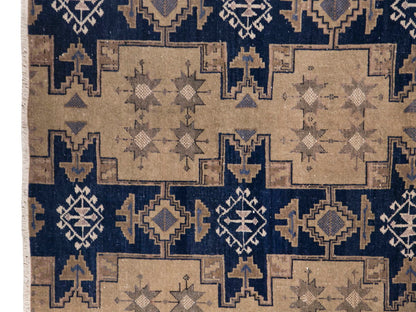 Chic" Rug, 3'11" x 6'2" feet /  119 x 189 cm