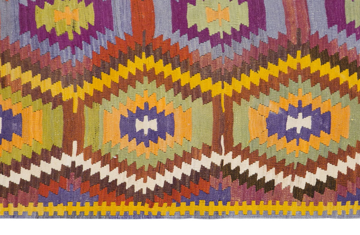 Denizli Tavas Kilim, West Part of Turkey, 153 x 202 cm / 5 x 6'8 feet