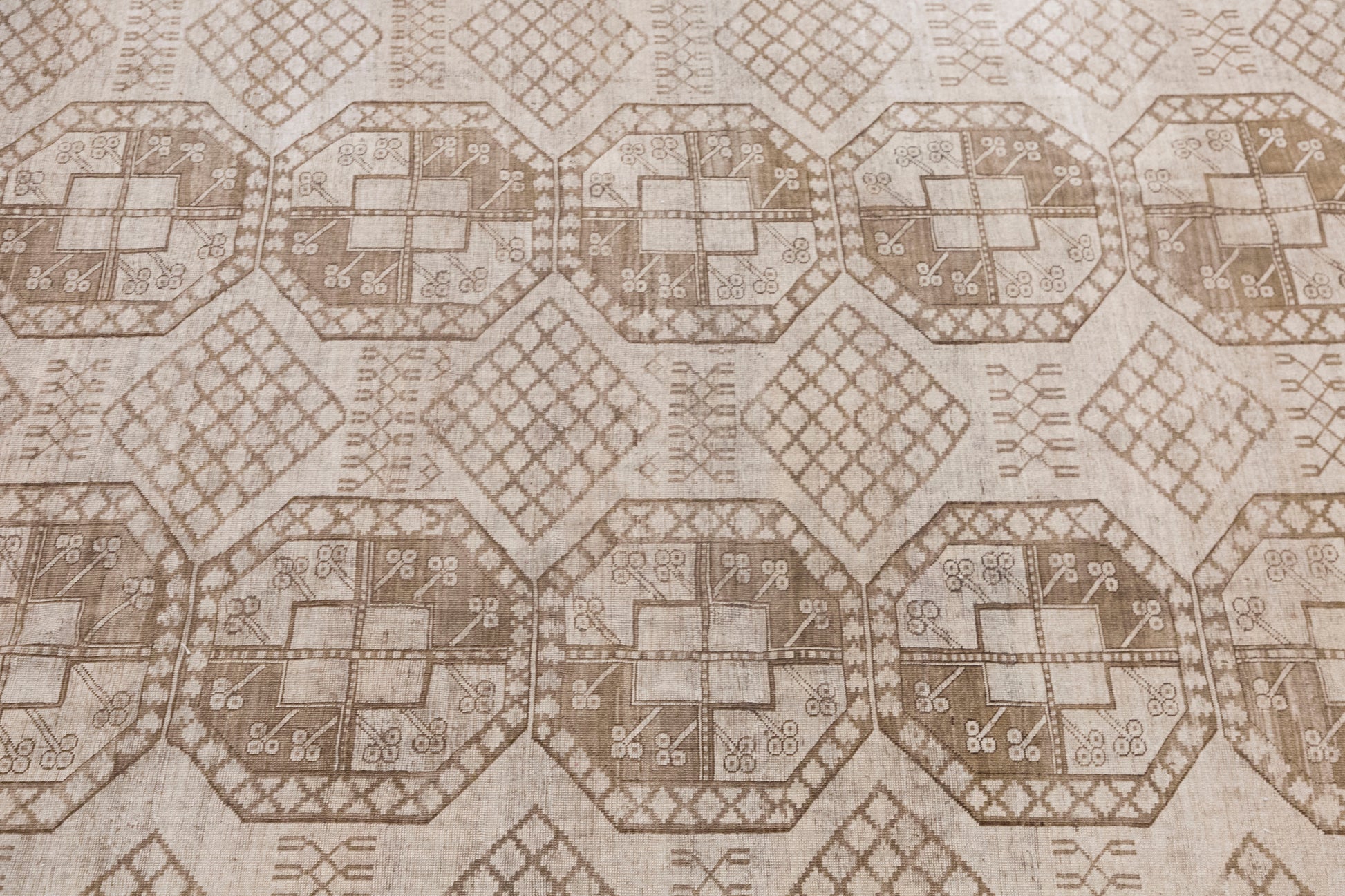 Extremely Large Turkish Rug 355x460 cm (11.6x15.1 ft)