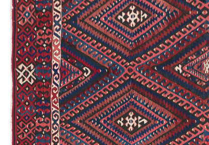 Fethiye Kilim, 180 x 275 cm / 6 x 9 feet