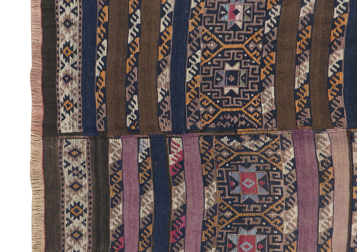 Hakkari Kilim, 150 x 180 cm / 5 x 6 feet