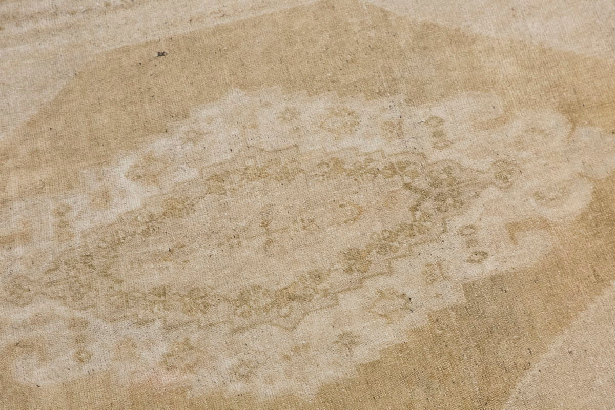 Handmade Vintage Turkish Oushak Rug, 142 x 280 cm / 4.6 x 9.2 ft