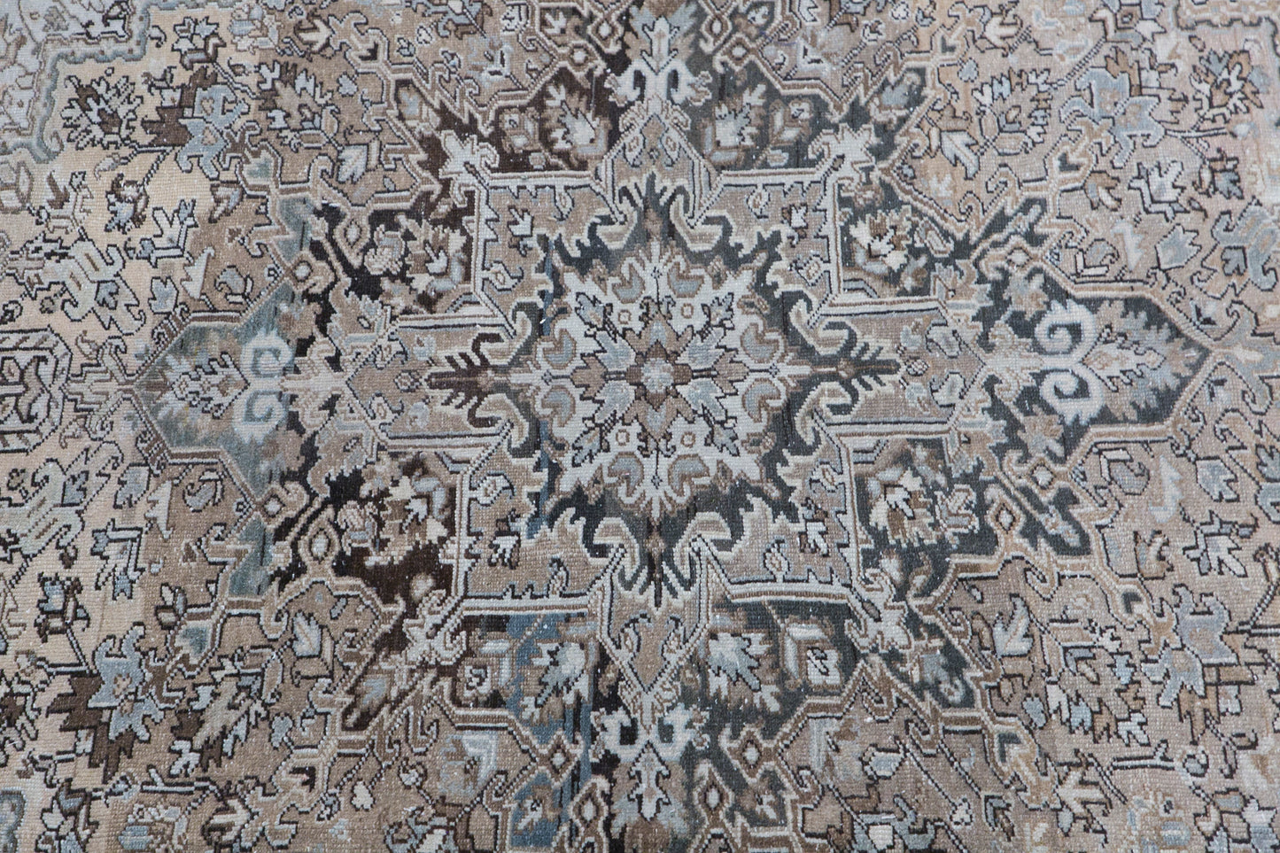 Handmade Oushak Rug 255x325 cm, 8'4" x 10'8"