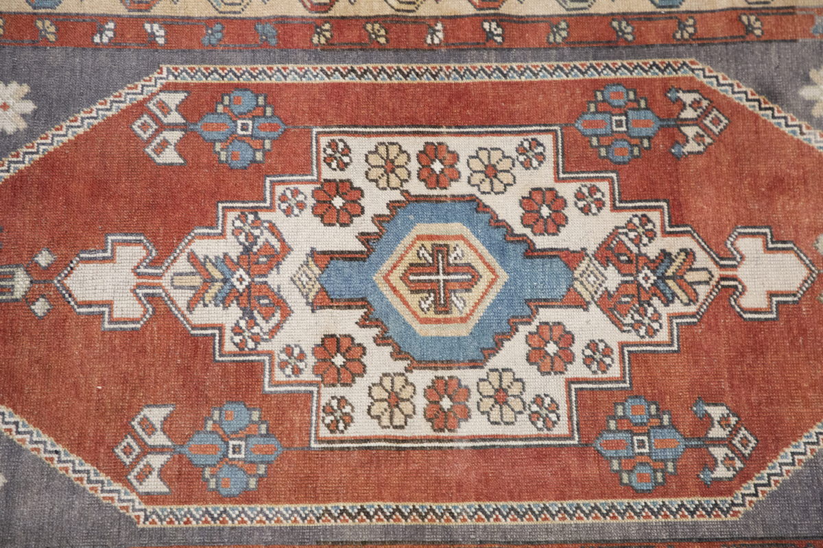Handmade Vintage Turkish Oushak Rug 104x215 cm (3.4x7 ft)