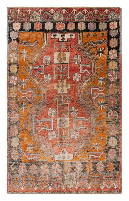 Handmade Wool Area Rug, Bohemian Antique Carpet, 4'4" x 6'11" (132 x 212 cm)