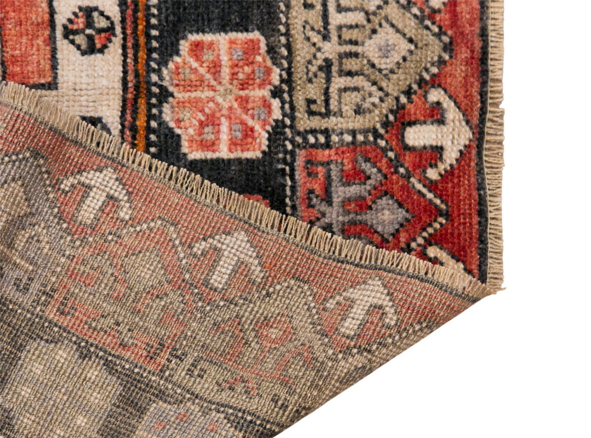 Handmade Wool Area Rug, Bohemian Antique Carpet, 4'4" x 6'11" (132 x 212 cm)