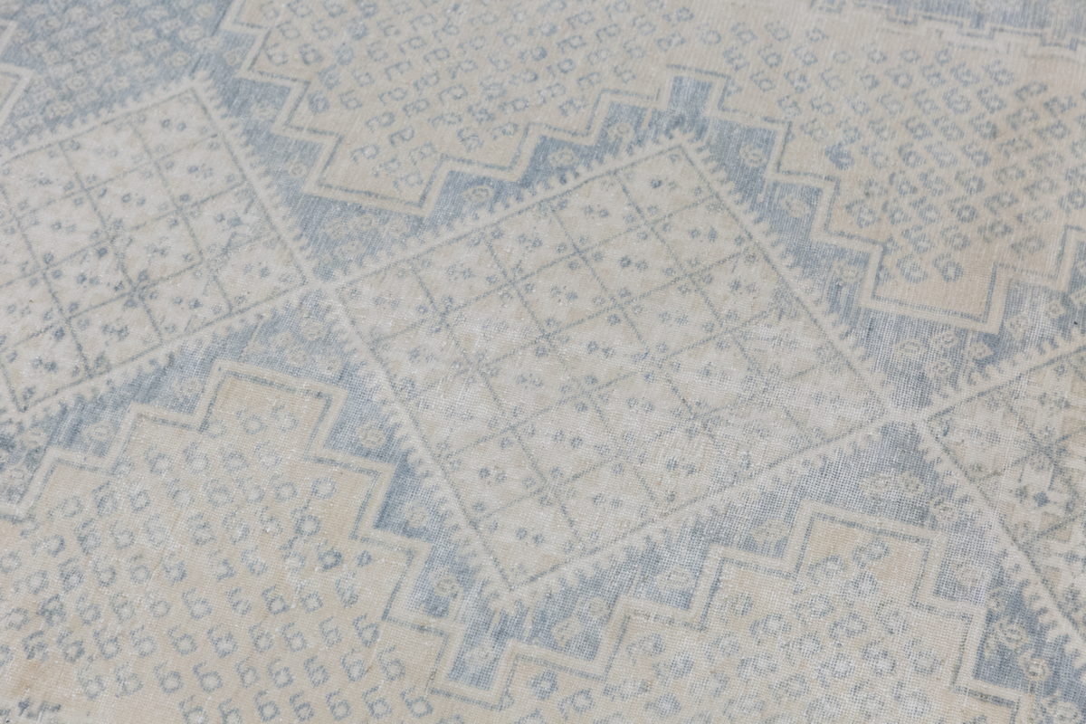 Handwoven Oushak Rug – 133x185 cm / 4'4" x 6'1" feet