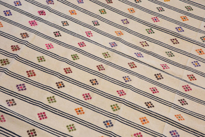 Handwoven Vintage Turkish Kilim 207x345 cm (6'9" x 11'4")