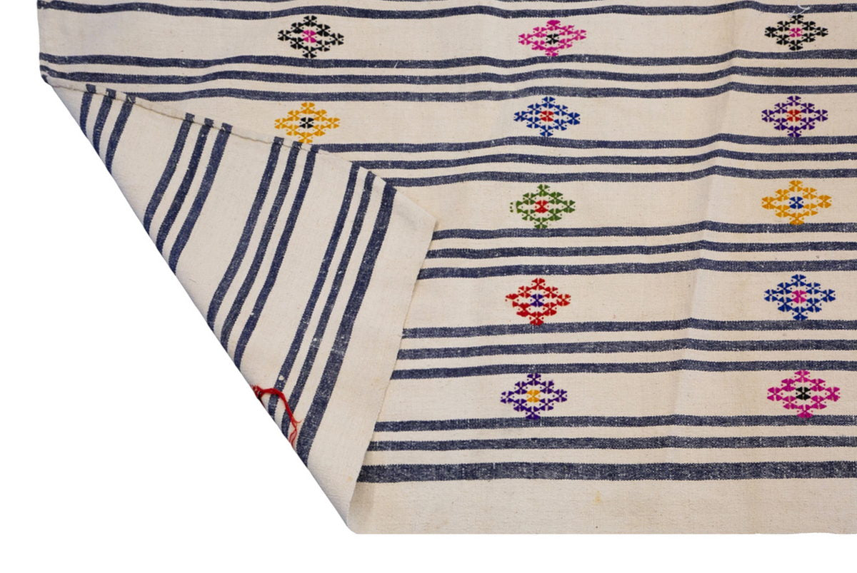 Handwoven Vintage Turkish Kilim 215x310 cm (7'1"x10'2")