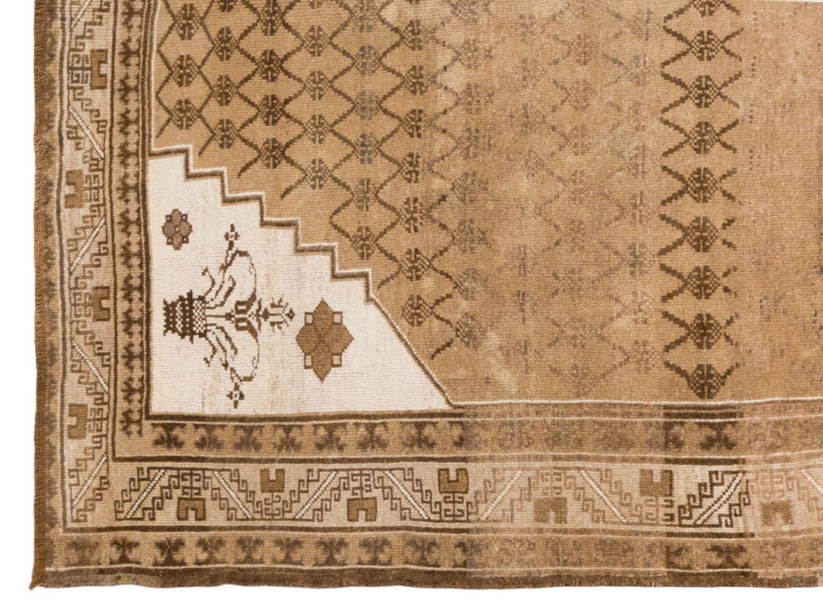 Handwoven Vintage Turkish Oushak Rug 221x277 cm (7'3" x 9'1" feet)