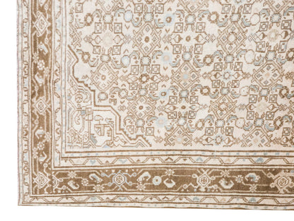 Handwoven Wool Area Rug, 197 x 305 cm / 6'6 x 10 feet