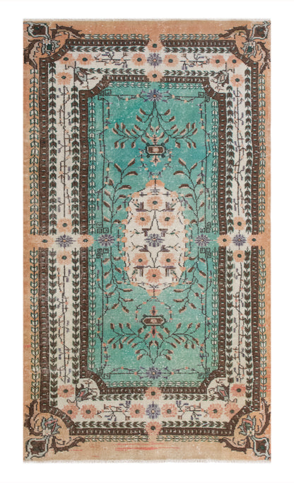 Handwoven Wool Area Rug (3.9 x 6.8 ft)