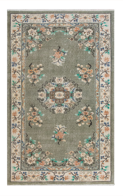 Handwoven Wool Area Rug, 4.1 x 7.5 ft
