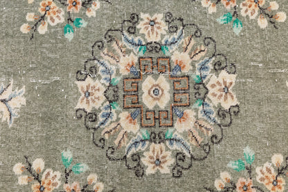 Handwoven Wool Area Rug, 4.1 x 7.5 ft
