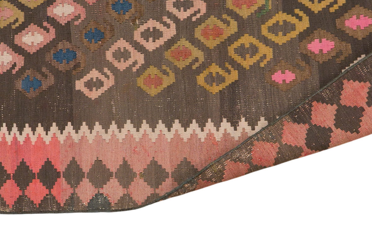 Karabağ Kilim, 60 Years Old, 131 x 222 cm / 4'3 x 7'3 feet