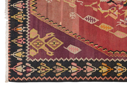 Karabağ Kilim, 60 Years Old, 140 x 260 cm / 4'7 x 8'6 feet