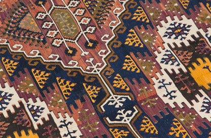 Kayseri Kilim, 173 x 350 cm / 5'8 x 11'6 feet