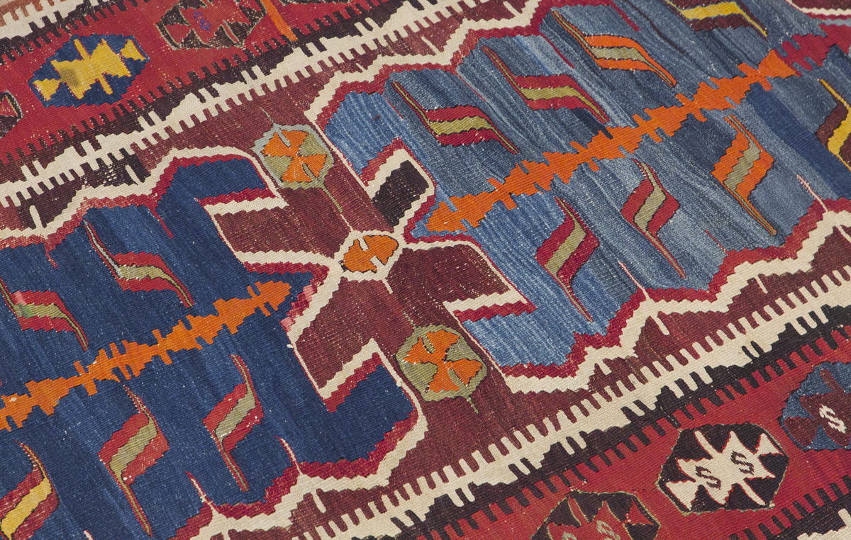 Konya Akviran Runner Kilim, 131 x 403 cm / 4'4 x 13'3 feet