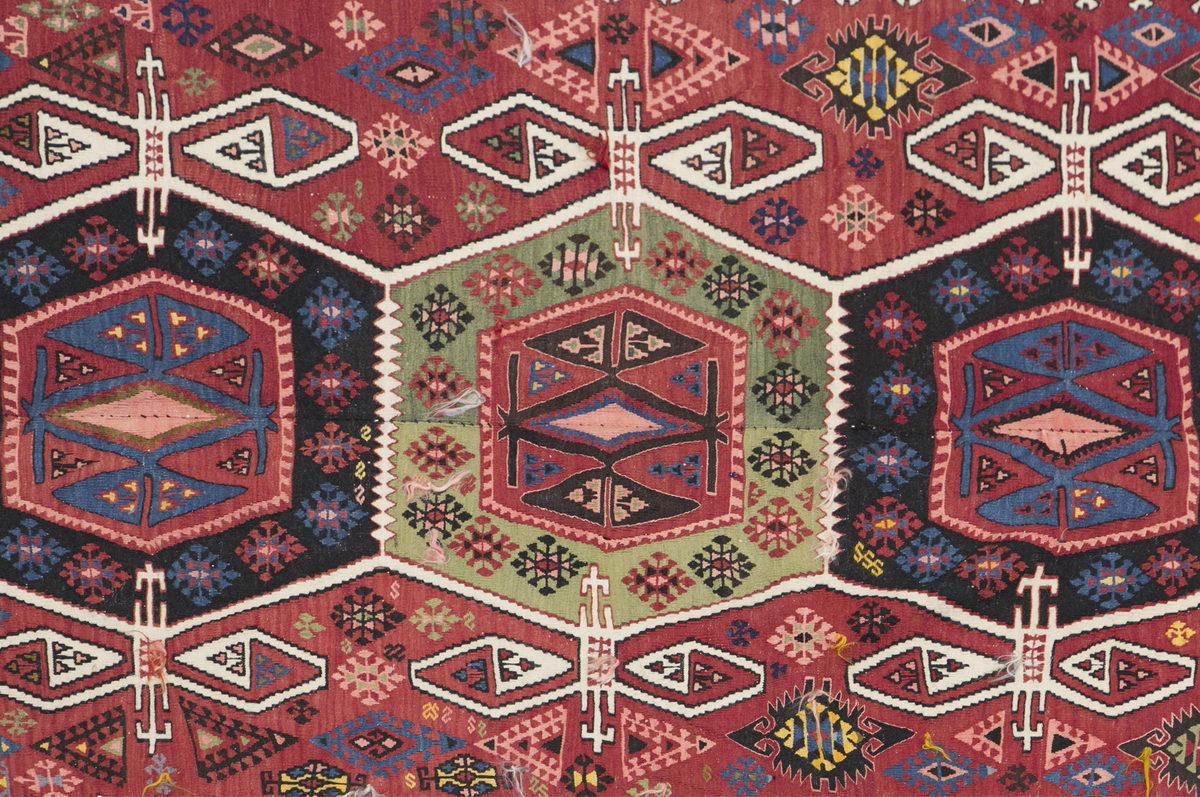 Konya Kilim, 155 x 410 cm / 5'1 x 13'5 feet