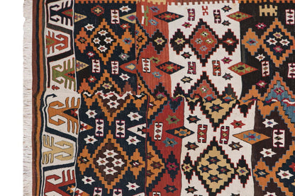 Konya Kilim, 172 x 340 cm / 5'8 x 11'2
